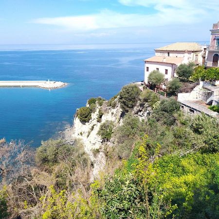 Vecchio Saracino - Carola 1801 Bed and Breakfast Agropoli Exteriör bild