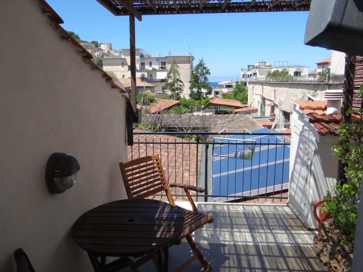 Vecchio Saracino - Carola 1801 Bed and Breakfast Agropoli Exteriör bild