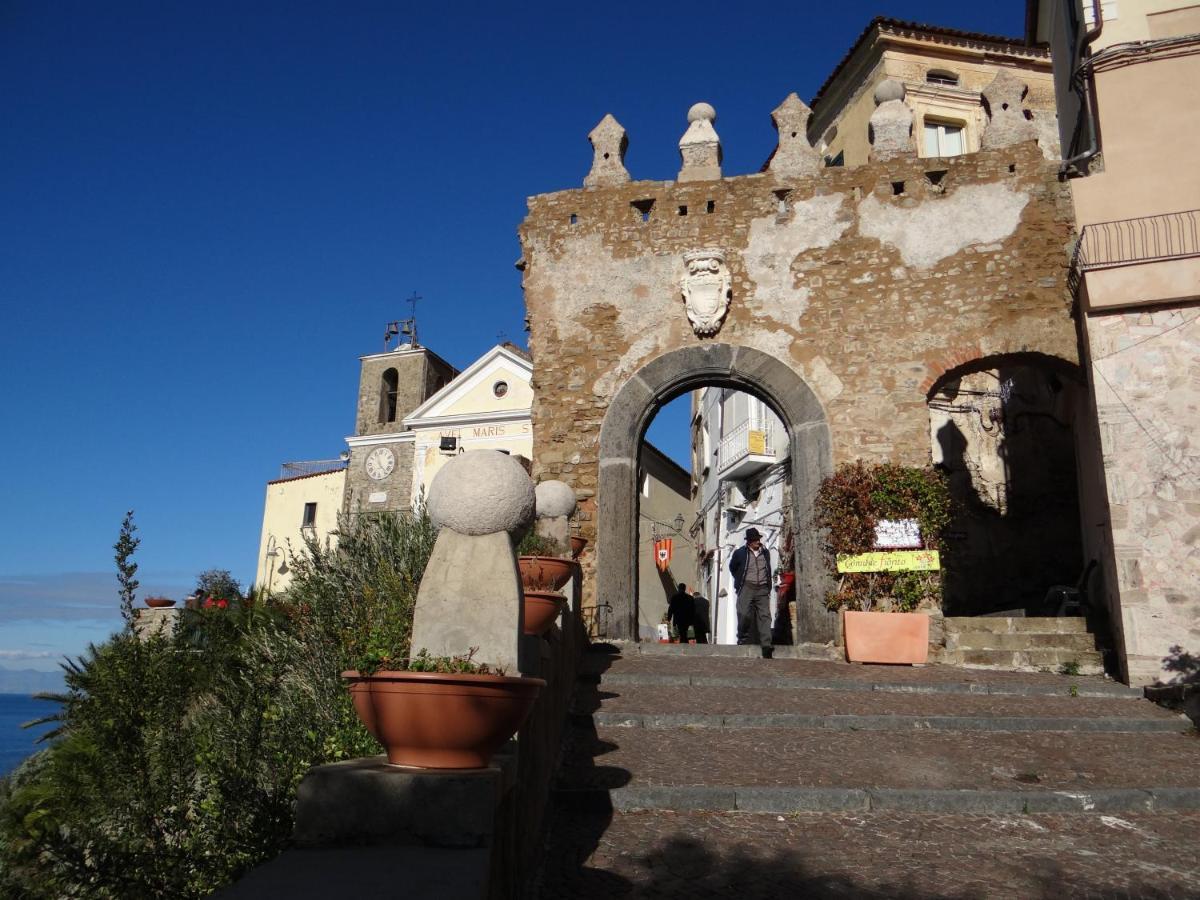 Vecchio Saracino - Carola 1801 Bed and Breakfast Agropoli Exteriör bild